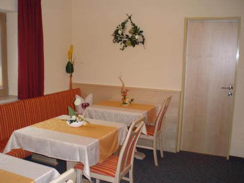 Food and beverages, Haus Wiesenblick in Dorf