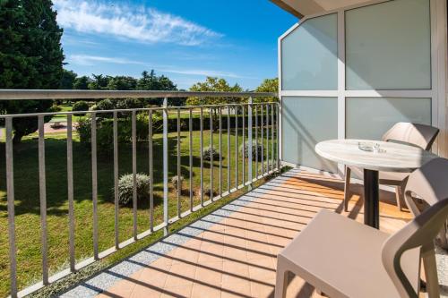 balkon/terras, Arena Hotel Holiday in Liznjan