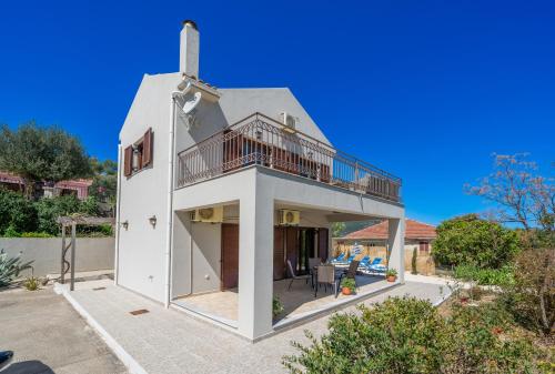 Zunanjost, Richmond Villa Greece in Elios Proni