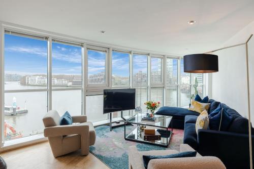 BEST THAMES VIEW in TOWN! LARGE LUXXE NOMAD DESIGN FAMILY HOME, Londýn (fotografie 6)