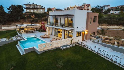 Star Luxury Villa I Heated pool, gym & playground