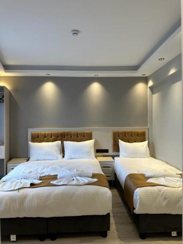 Standard Triple Room image 2