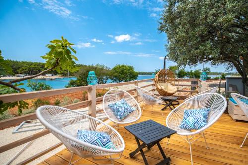 Arena One 99 Glamping - image 7