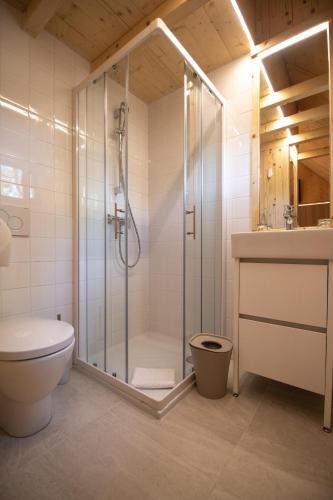 Arena One 99 Glamping - image 2