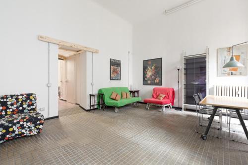 GuestHost - Milan Cadore - Urban Retreat Apartment!, Milan (photo 7)