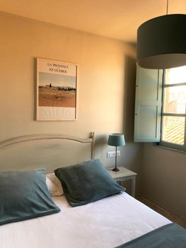 Single Room image 8