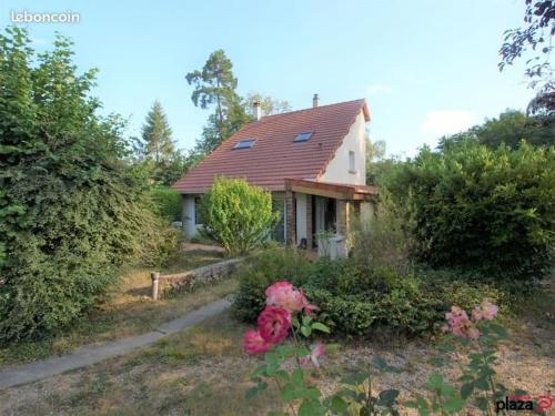 Maison et chalet grand terrain - Location saisonnière - Magny-les-Hameaux