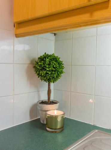 GuestReady - Lively Apt near Dublin Castle