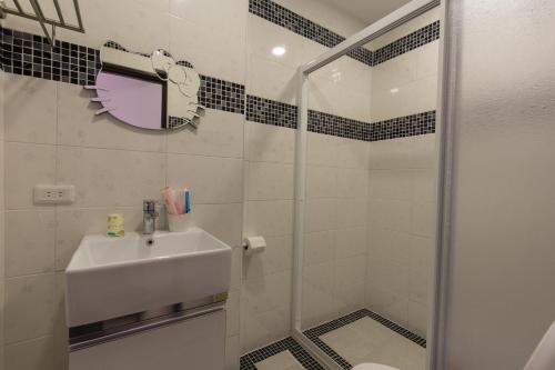 Standard Double Room image 1