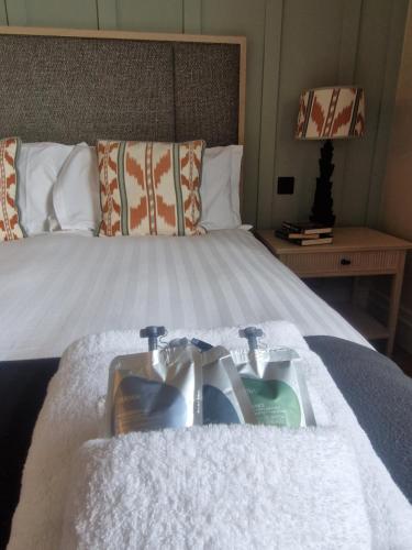 Redcliffe Hotel - image 11