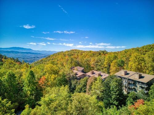 Brand New-spectacular View-pool-peaceful-relaxing in Sevierville, USA