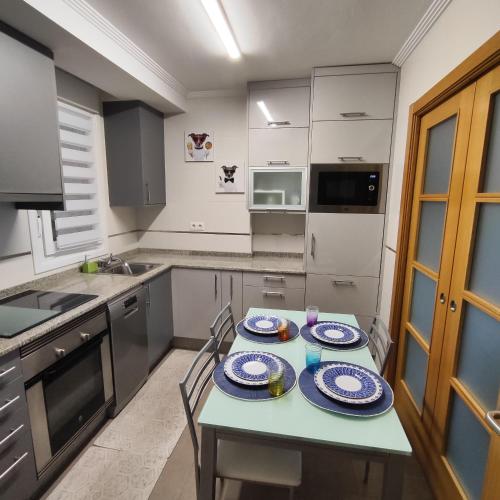 Piso céntrico en Viveiro con aparcamiento Piso céntrico en Viveiro con aparcamiento