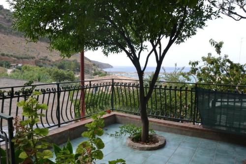Tolles Appartement in Castellammare Del Golfo mit Großer Terrasse und Strand in der Nähe