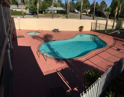 Jacuzzi, Calimesa Inn in Calimesa (CA)
