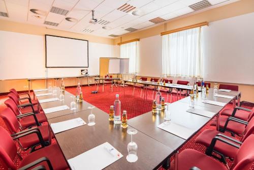 Amedia Hotel & Suites Frankfurt Airport - image 8