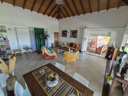 Superbe Villa Moderne de 320m2 in Gosier