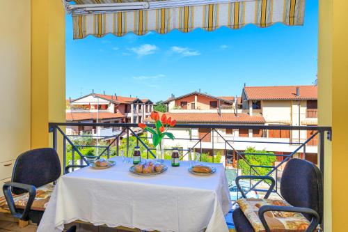 Apartment with Balcony