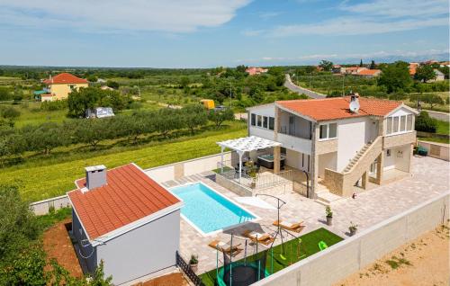 Viesnīcas āriene, Awesome Home In Gorica in Gorica