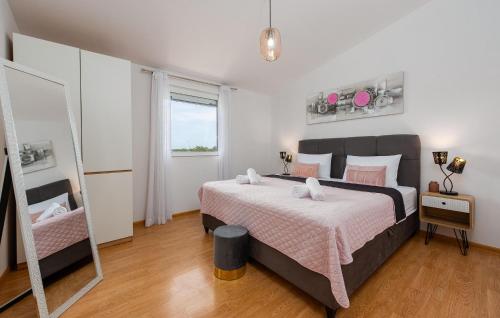 Awesome Home In Gorica in Gorica