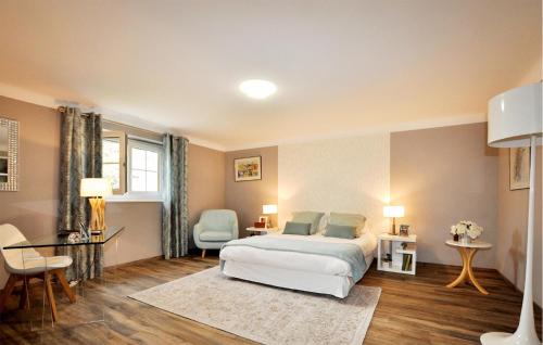Stunning Home In Tabre in Tabre
