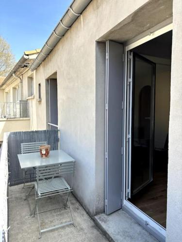 Magnifique studio + balcon au cœur d'Aix