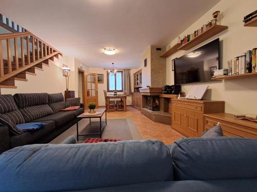 Casa Rural Torreblanca in Urroz Villa