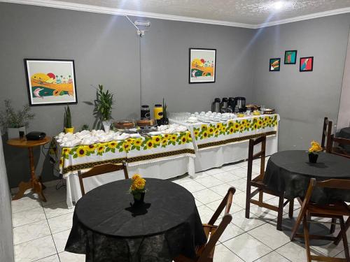 อาหารและเครื่องดื่ม, Hotel Jabaquara Imiggrantes - Metro Jabaquara - 2KM Expo Sao Paulo - Facil acesso Aeroporto de Congo in ชาบาควารา