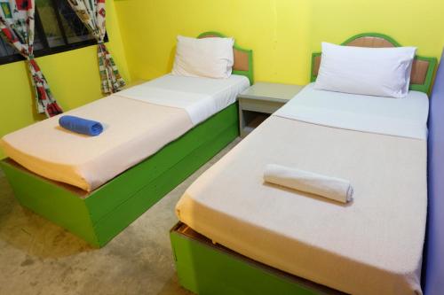 Standard Double or Twin Room with Air Conditioning image 2