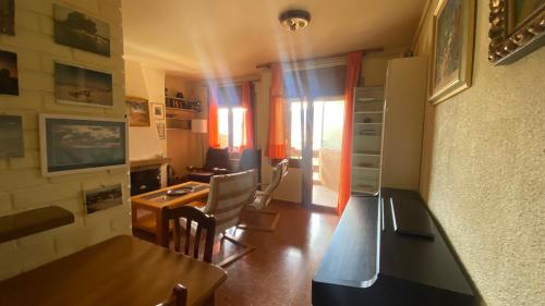 APARTAMENT PRADES PEADCOCK 2 habitacions