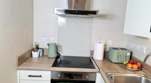 Charming 1-Bed Sleeps 2 Parking, Leeds (photo 7)