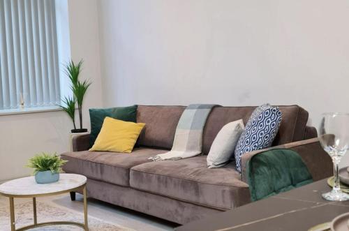 Charming 1-Bed Sleeps 2 Parking, Leeds (photo 3)