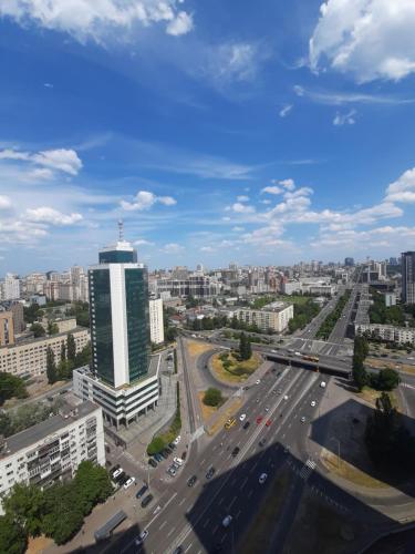 Apartments Center 2 - NEAR KHRESCHATYK - PALACE OF SPORTS - GULLIVER MALL - image 10