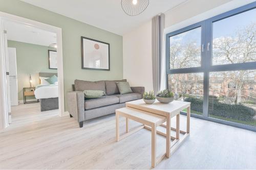 Stylish 2 Bed Apartment Nightingale Quarter Derby