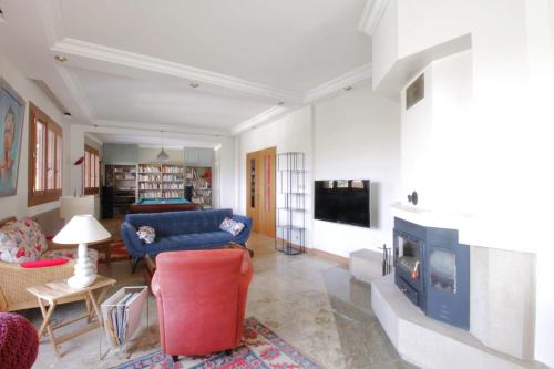 Rare villa in the heart of Little Savoyard Venice in Chanaz