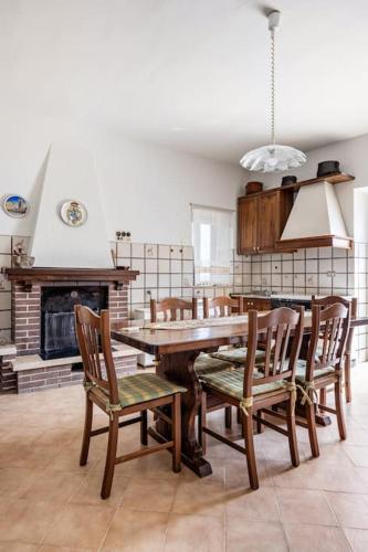 кухня, Country Chic Antico Casale - piscina idromassaggio lettini, solarium, cinema experience, wifi, parch in Caiazzo