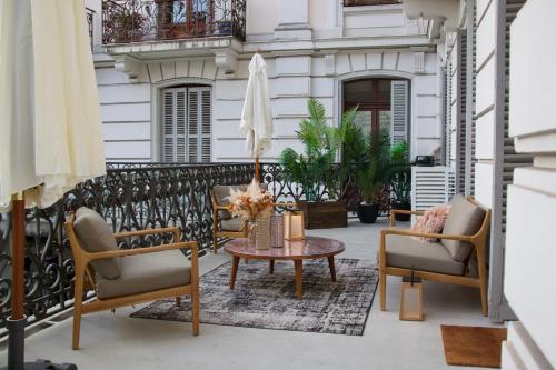 " The Casino Terrace" LUXURY apartment !