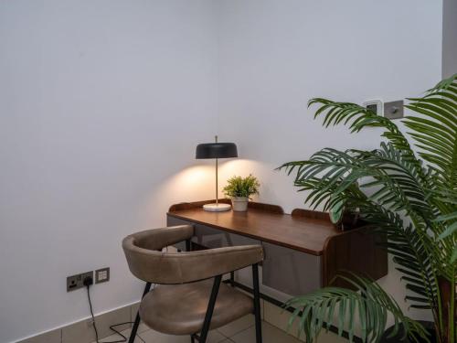 LUXFolio Retreats - Modern Charm - image 2