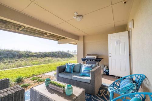 SeaSide Seven - Oceanfront in Jacksonville Beach, USA