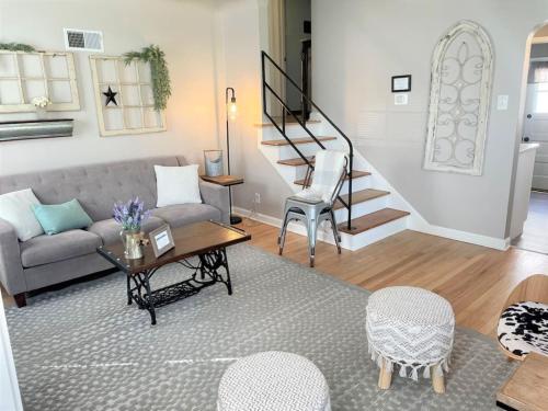 Peaceful Farmhouse Style Czech Village And Newbo Area in Cedar Rapids, USA