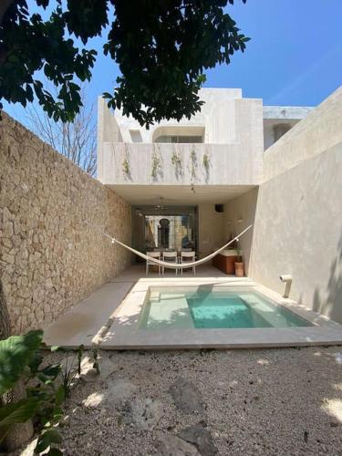 Casa Camou, Best Location, steps from Montejo in Mérida, Mexico