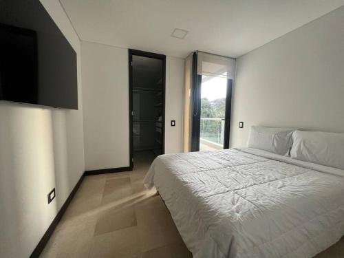 402 - Beautiful Apartament In Heart Of El Poblado, Medellín (fotografie 3)