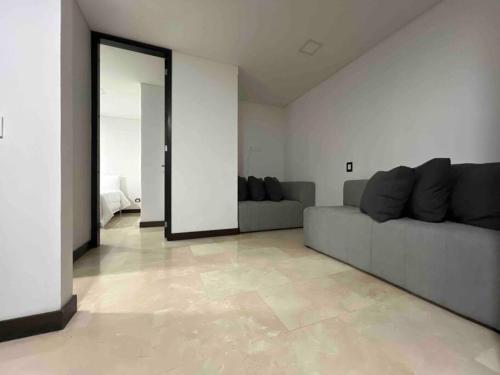 402 - Beautiful Apartament In Heart Of El Poblado, Medellín (fotografie 10)