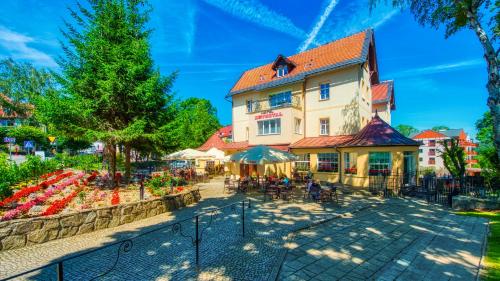 . Hotel Kryształ