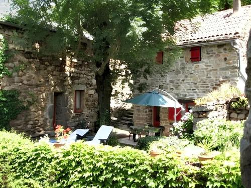 Maison d'une chambre avec jardin clos a Dompnac - Location saisonnière - Dompnac