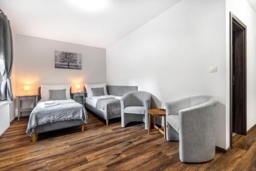 2 twin beds