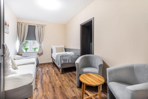 2 twin beds