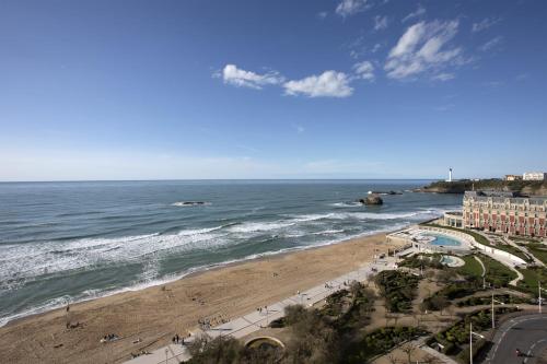 Beautiful sea view apartment in Biarritz - Welkeys