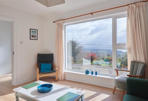 Seanacnoc Cottage overlooking Kenmare Bay in Raycoslough