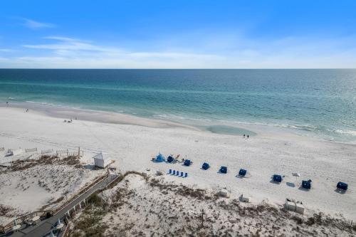 Pelican Beach Resort - Destin Condo Getaways by CLs 4