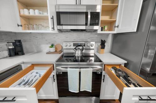 Peaceful, Modern Family Home w/ Fenced Yard in College Park, USA
